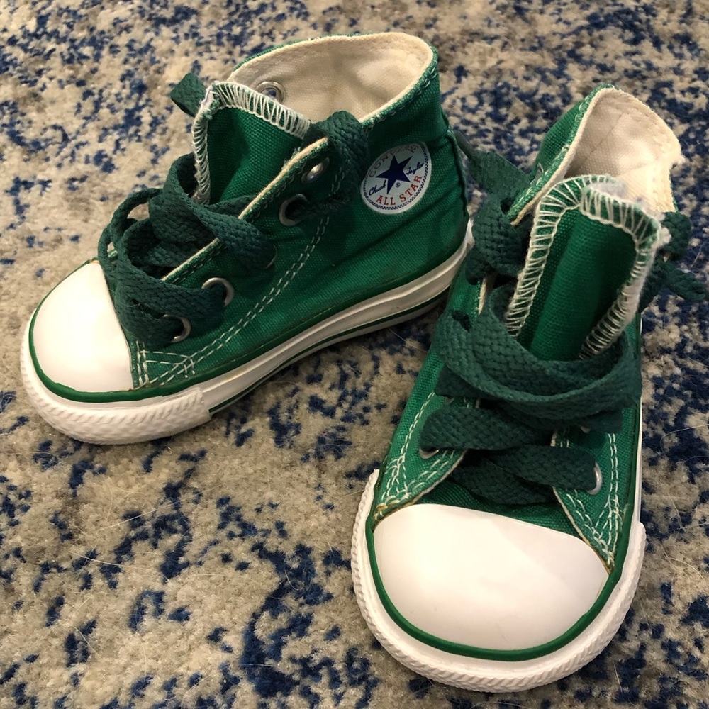Sold Converse size 3